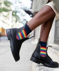 Blundstone Original 2105 - Black With Rainbow Elastic & Contrast Stitching