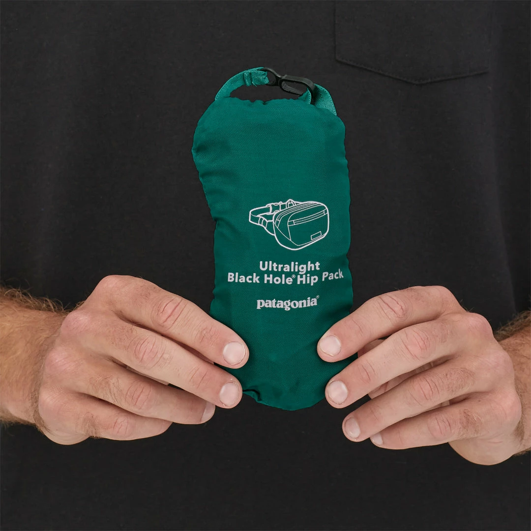 Patagonia ACCESSORIES Ultralight Black Hole Mini Hip Pack 1L - Patchwork 8 Patagonia ACCESSORIES Ultralight Black Hole Mini Hip Pack 1L - Patchwork