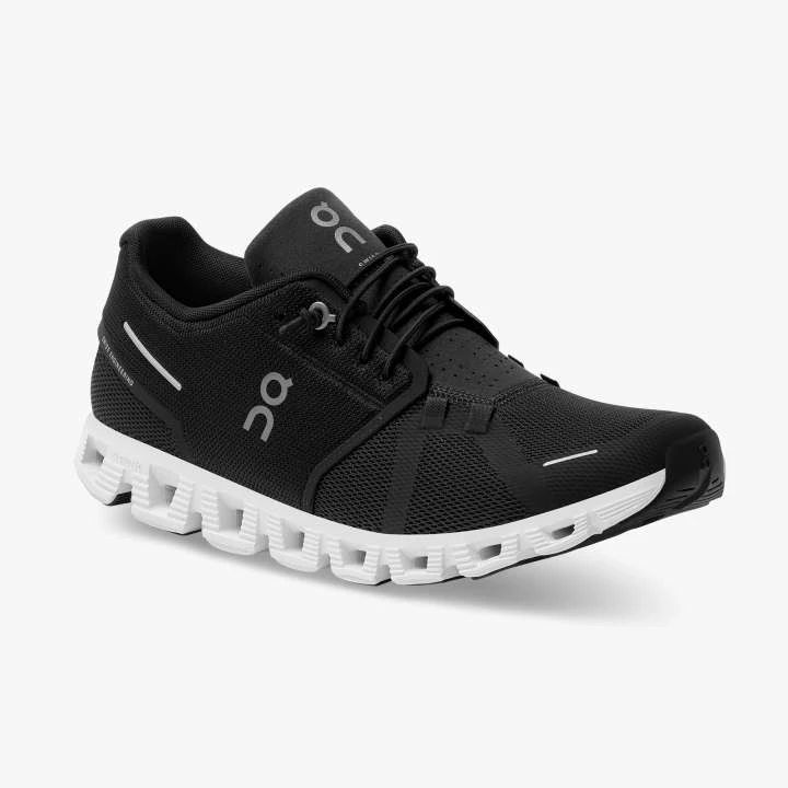 ON Running M's Cloud 5 -Black/White Footwear 2 ON Running M's Cloud 5 -Black/White Footwear