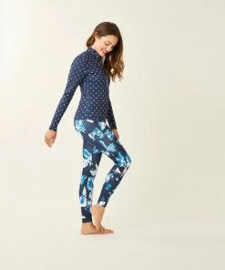 Vamosoutdoors W's Stella Zip-Up Jacket- Navy Polka Dot WOMENS