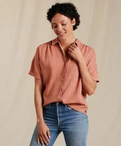 Toad&Co W's Manzana Short Sleeve Shirt- Lily Stripe WOMENS