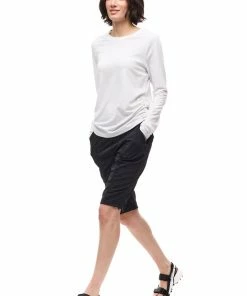 Indyeva WOMENS VIAJAR II Shorts - Black