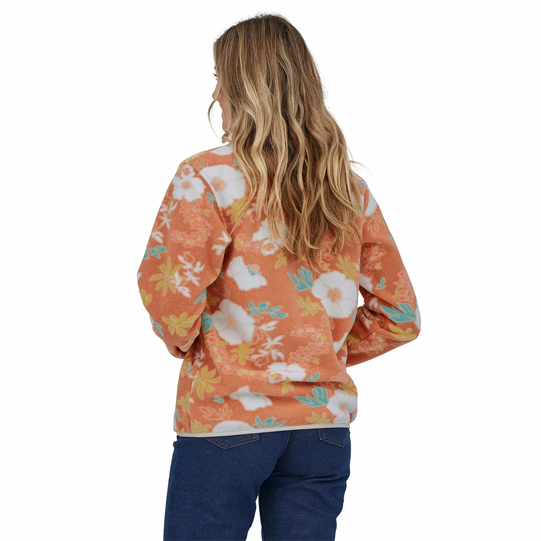 Patagonia WOMENS W's Lightweight Synchilla® Snap-T® Fleece Pullover - Flower Power Big: Toasted Peach 2 Patagonia WOMENS W's Lightweight Synchilla® Snap-T® Fleece Pullover - Flower Power Big: Toasted Peach