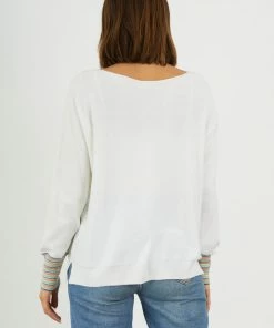 Vamosoutdoors WOMENS W's Rainbow Sweater - White 7 Vamosoutdoors WOMENS W's Rainbow Sweater - White