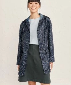 Vamosoutdoors WOMENS The Pack It Jacket