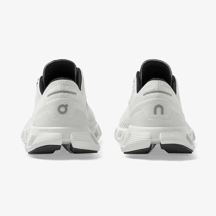 ON Running Footwear W's Cloud X - White/Black 6 ON Running Footwear W's Cloud X - White/Black